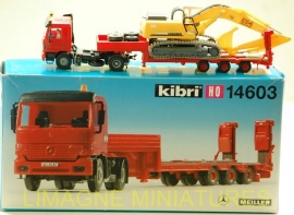 d20 187 kibri tracteur mercedes avec semi porte engins et pelle liebherr 934 litronic ref 14603