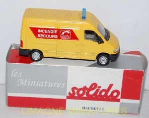 g18 133 solido hachette renault master vpi ville de paris pompiers num 121