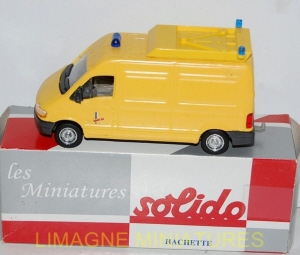 g18 136 solido hachette renault master de balisage departement de la drome pompiers num 149