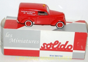 g18 148 solido hachette renault juvaquatre toler pompiers num 153