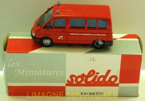 g18 161 solido hachette renault trafic minibus  pompiers num 12