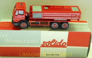 g18 177 solido hachette mercedes benz  porte berce citerne grande capacite pompiers num 47