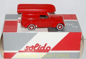 g18 202 solido hachette renault juvaquatre avec barque de sauvetage pompiers num 171