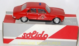 g18 240 solido hachette  peugeot 504 pompiers num 80