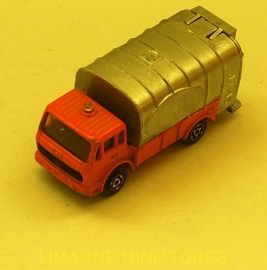 m25 104 majorette mercedes camion poubelle 218