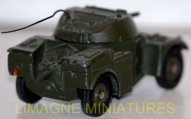 t8 10 dinky toys panhard aml 814